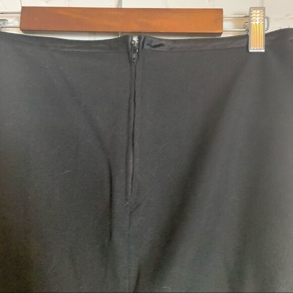 Is Byer | Black midi skirt | size 11 - Picture 5 of 7